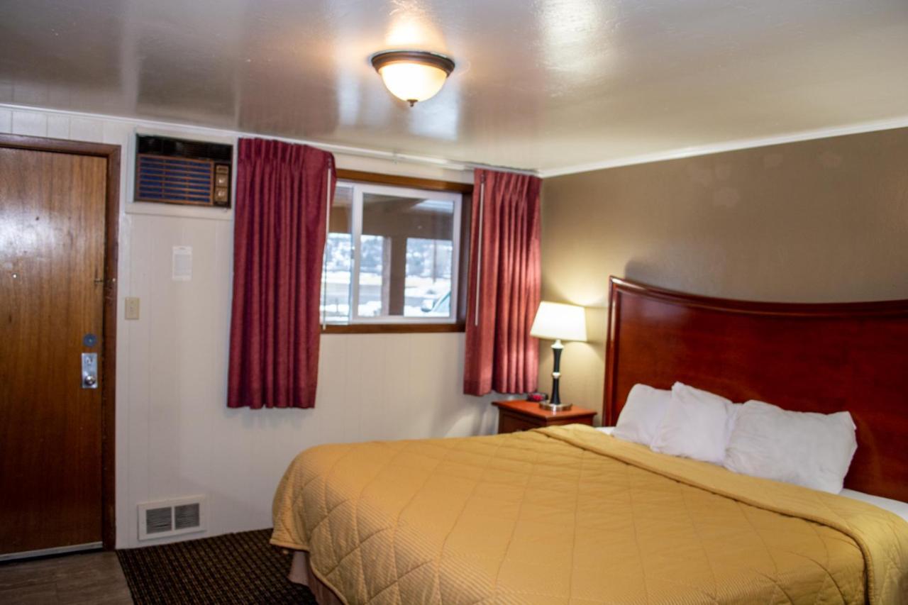 Oregon Motel 8 And Rv Park Klamath Falls Exterior foto